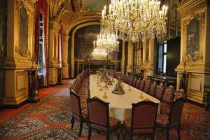 Formal Dining 279 North Shore